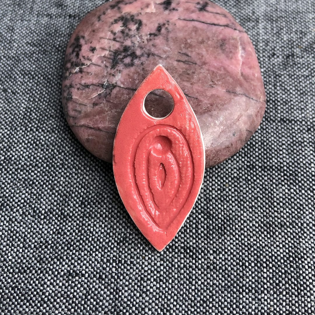 Pendentif Vulve Corail Jouissance – Image 5